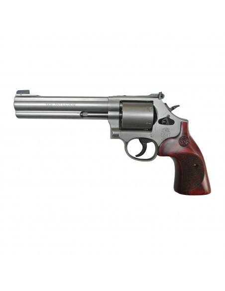 Revolver Smith & Wesson 686 International Distinguished Combat Magnum Cal. 357 Magnum Revolver Smith & Wesson 686 International Distinguished Combat Magnum Cal. 357 Magnum