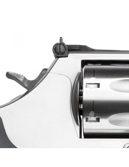 Revolver Smith & Wesson 686 Plus Cal. 357 Magnum Revolver Smith & Wesson 686 Plus Cal. 357 Magnum