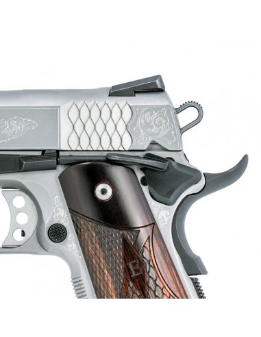 Pistola Semiautomatica Smith & Wesson SW1911 Engraved Cal. 45 ACP Pistola Semiautomatica Smith & Wesson SW1911 Engraved Cal. 45 ACP