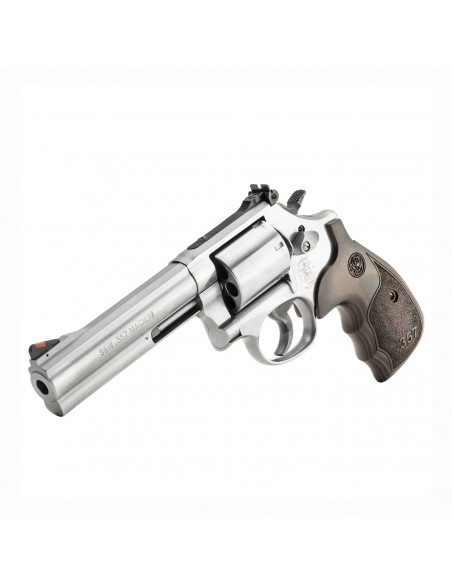 Revolver Smith & Wesson 686 Plus Magnum Cal 357 Magnum Revolver Smith & Wesson 686 Plus Magnum Cal 357 Magnum