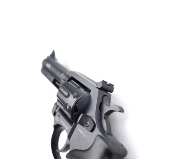 Revolver Alfa Proj Model 261 Cal 22 LR