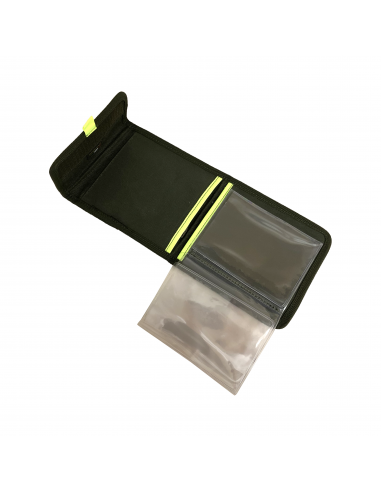 RISERVA HIGH VISIBILITY DOCUMENTS HOLDER CASE GREEN/YELLOW R1849 RISERVA HIGH VISIBILITY DOCUMENTS HOLDER CASE GREEN/YELLOW R1849